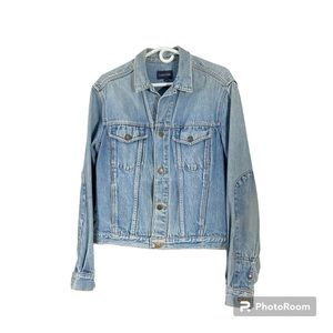 Vintage Calvin Klein women’s denim jacket sz L